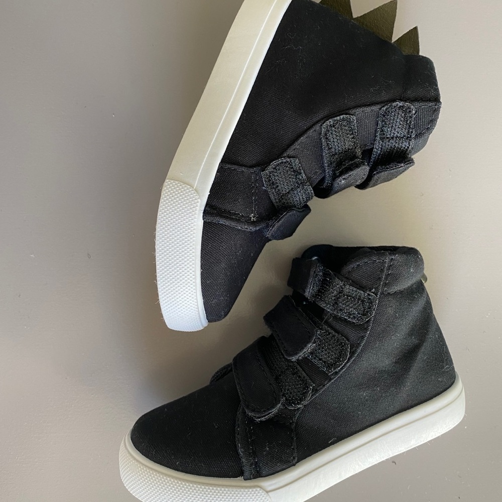Dino high top stap sneakers